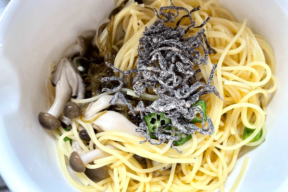 夏野菜のネバネバ冷製パスタ