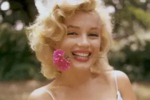 マリリン・モンロー=“色気だけ”ではなかった 輝きを増していた“真面目で努力家”な一面が明らかに