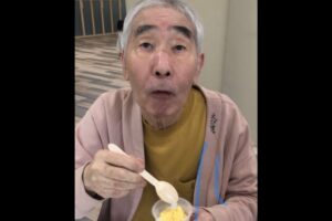 認知症の蛭子能収、施設での近影を漫画家が公開　「元気そうで良かった」の声