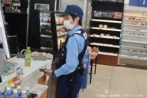 制服でコンビニ利用する警官がお願い、国民の反応に目を疑う　「意味が分からない」と疑問の声も…