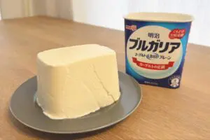 【475万回再生】パックで作れる「レアチーズケーキ」　材料3つで市販よりおいしいと話題