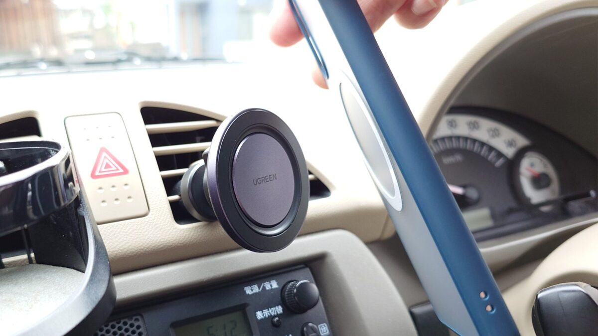 UGREEN　車載ホルダー