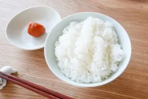 ドンキで買った備蓄米、“美味しい炊き方”で食べてみた　チャーハンならアリかも