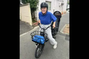 「ママすぎて笑っちゃう」横澤夏子のチャリ姿に反響　「素敵」「生活感があふれてる」