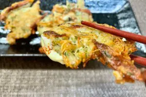 冷蔵庫の“余り食材”がサクサクおかずに化けた コウケンテツ氏の「えのきとちくわ」レシピが激ウマ