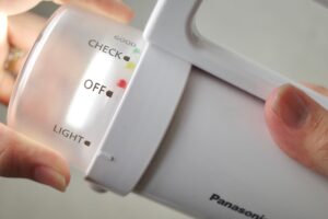 “電池1本”で点灯する「パナソニックの懐中電灯」　いざというときの正解はこれだ