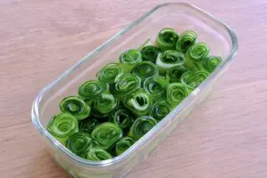 sirabee20250618kyuuripickled4