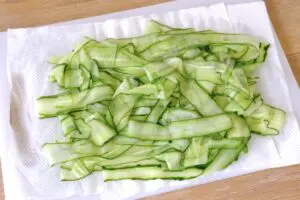 sirabee20250618kyuuripickled5