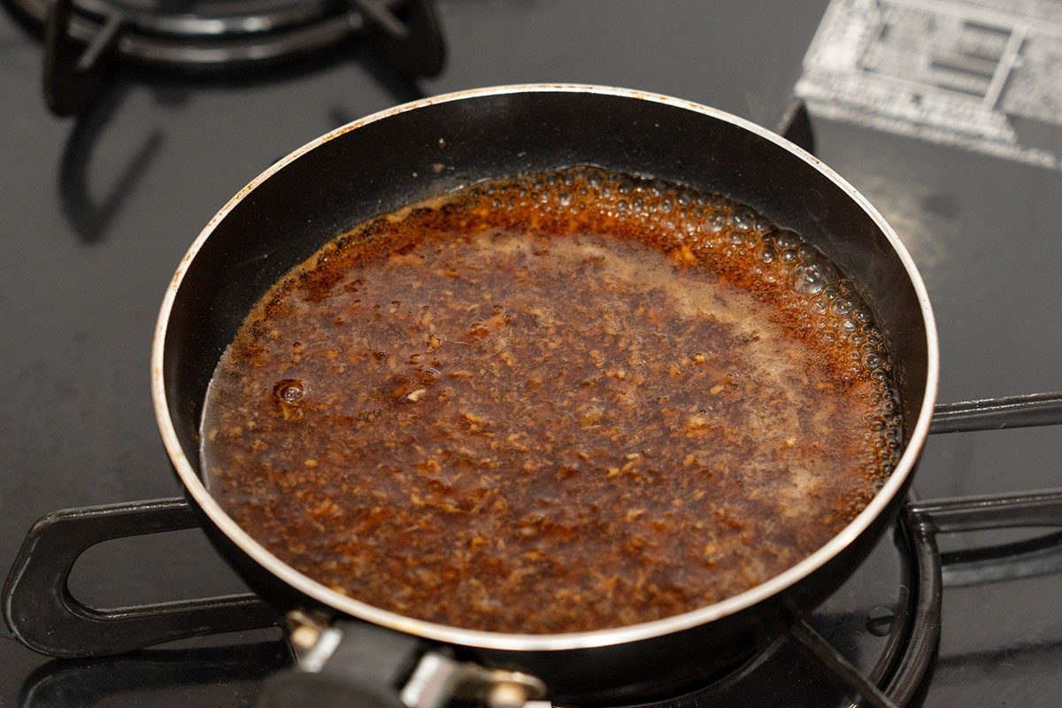 森田隼人氏考案「プロも知らない絶品レバニラ」