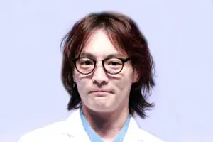 すがちゃん、中1で一人暮らしも…　「あること」で孤独を紛らわしていた「水曜7時が激アツ」