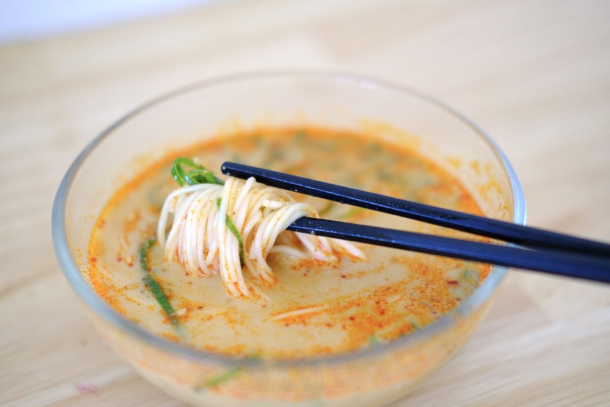 中川翔子　ごま豆乳ラー油そうめん