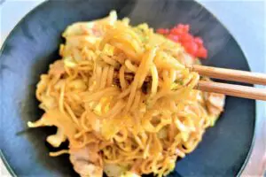 sirabee20250627sauceyakisoba1