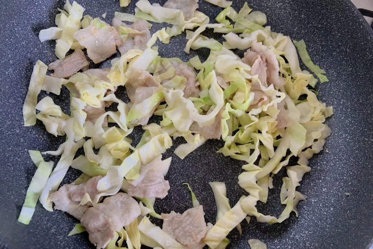 sirabee20250627sauceyakisoba5