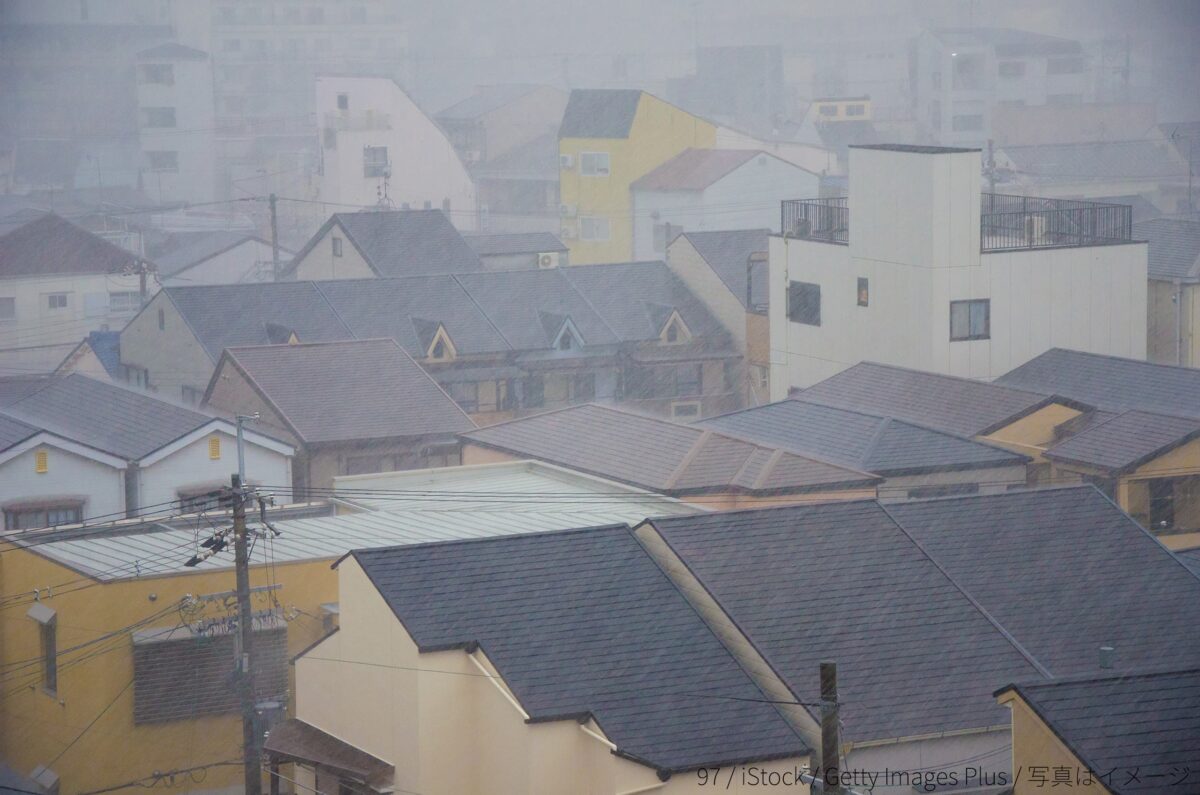台風・豪雨・家・住宅