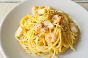 火も包丁も使わず完成! レンチンでできる「爽やかクリームパスタ」が最高すぎた