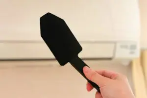 『ヒルナンデス』山崎実業の“コレ”がエアコン電気代のムダ防ぐ　こんな使い方できるんだ…