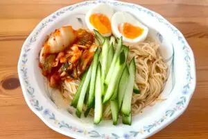 万能たれで簡単「ビビン麺」　夏にぴったりの刺激的な辛さにハマる