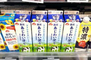 「牛乳は乳飲料」、一般の5割弱が勘違いしていた…　森永乳業は「別の飲み物」と説明