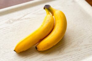 バナナが1ヶ月保存できる方法　皮を剥いたら「中身」に仰天「本当だった！」