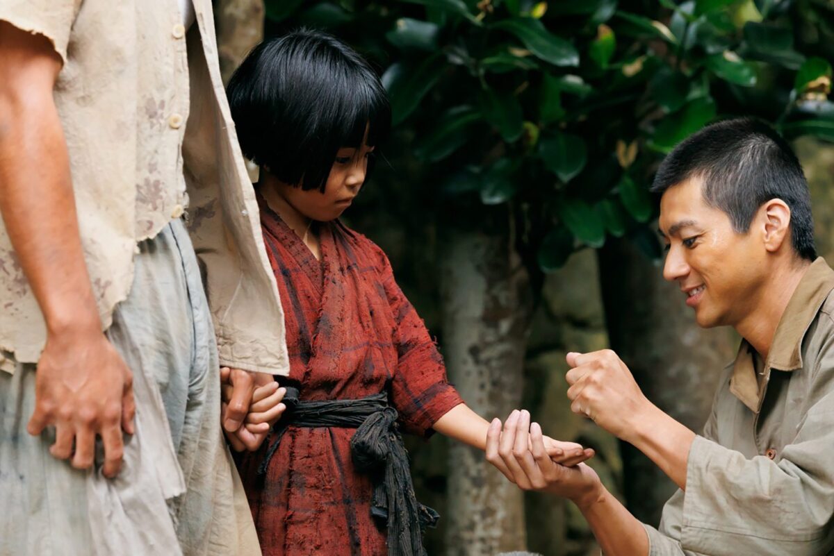 『木の上の軍隊』