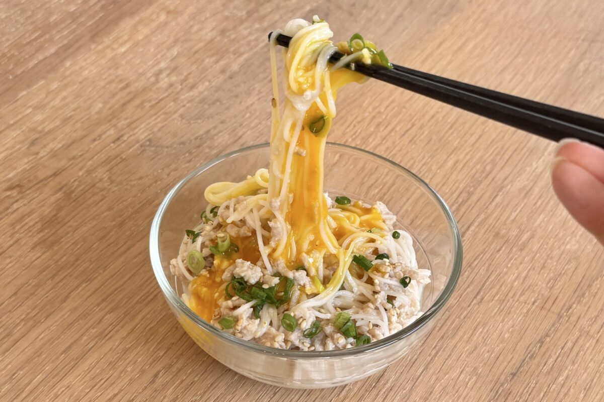 ロバート馬　鶏肉の濃厚そうめん