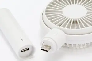 無印良品の新作ハンディファン、持ち手に「まさかの仕掛け」が…　これはスゴい