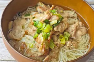 そうめんに永谷園の「お吸いもの」入れたら…　ねぎ塩豚で夏バテ知らずの旨さに