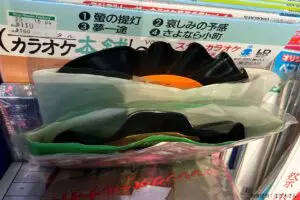 炎天下、屋外で販売された中古レコード　変わり果てた姿に「初めて見た…」とネット民驚愕