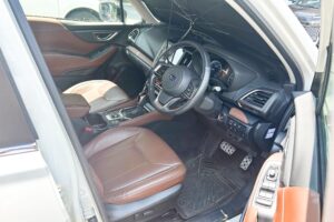車内・運転席・サンシェード