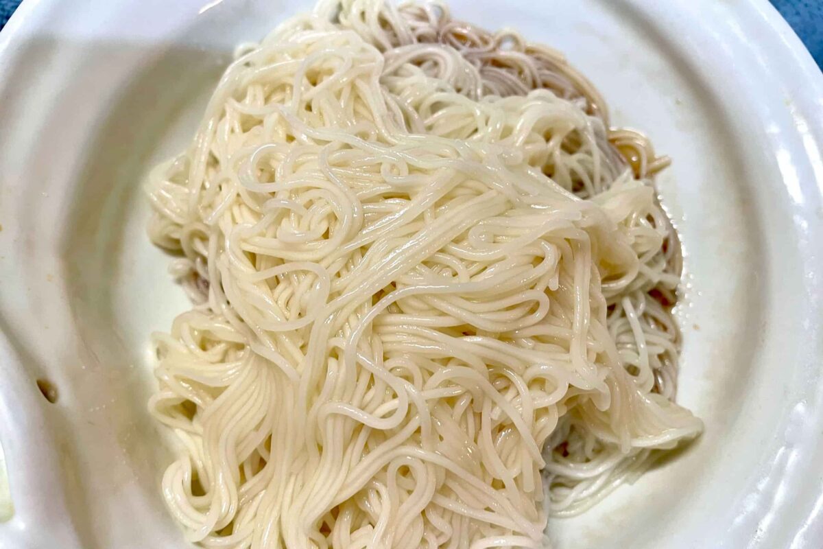 悪魔のネギだく油そうめん