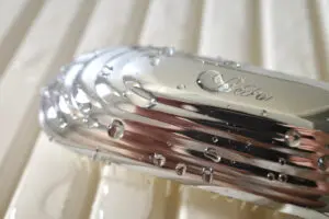 3,000円台でQOL爆上がり　リファの「頭皮ブラシ」でバスタイムが楽しみになった