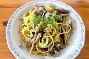 リュウジの「アサリを使わない」ボンゴレパスタを作ったら…　本格的な味わいに驚き