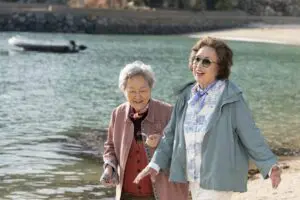 韓国で大ヒットの映画『最後のピクニック』が公開 “本当の親友”が演じた切ない友情物語