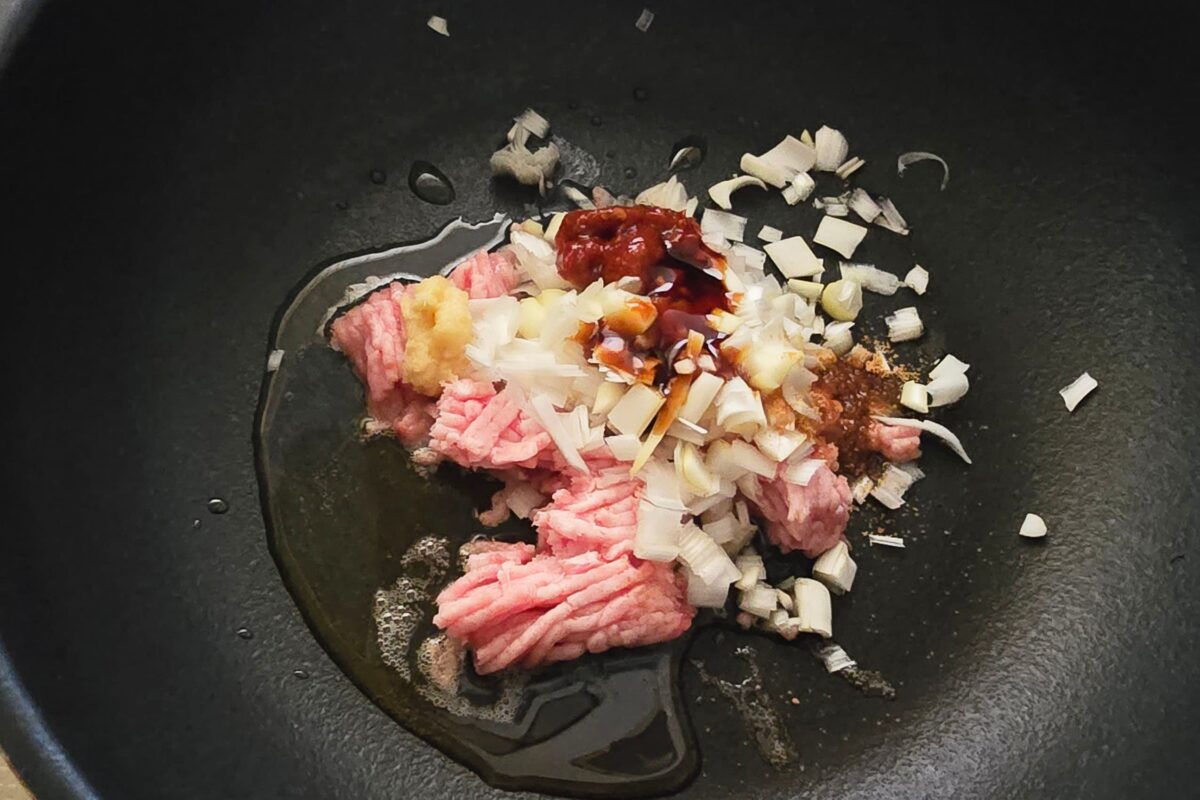 坦々つけそうめん・フライパン