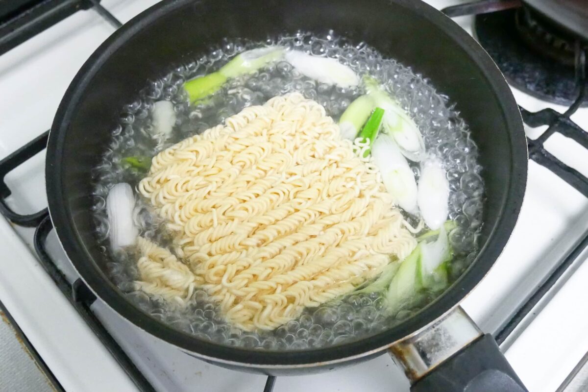 とろ~り半熟卵!俺のみそラーメン