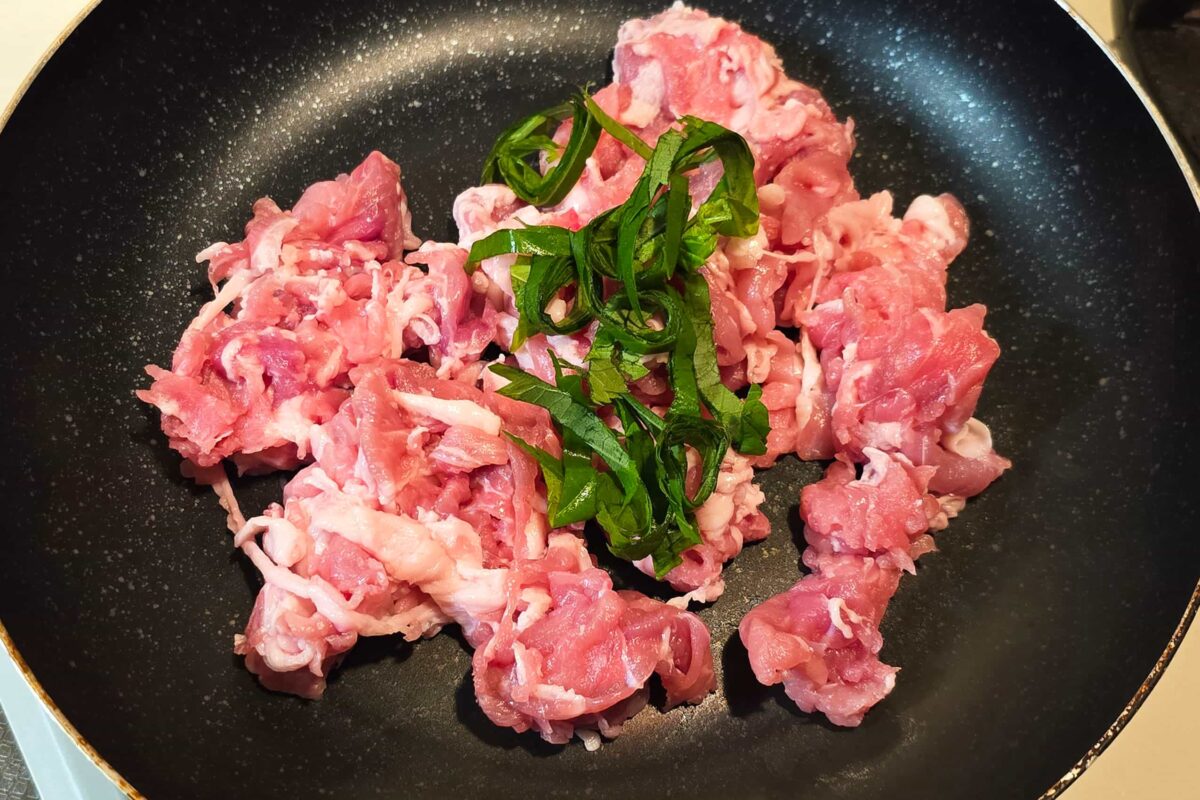 カリカリチーズの豚こまボール・豚こま