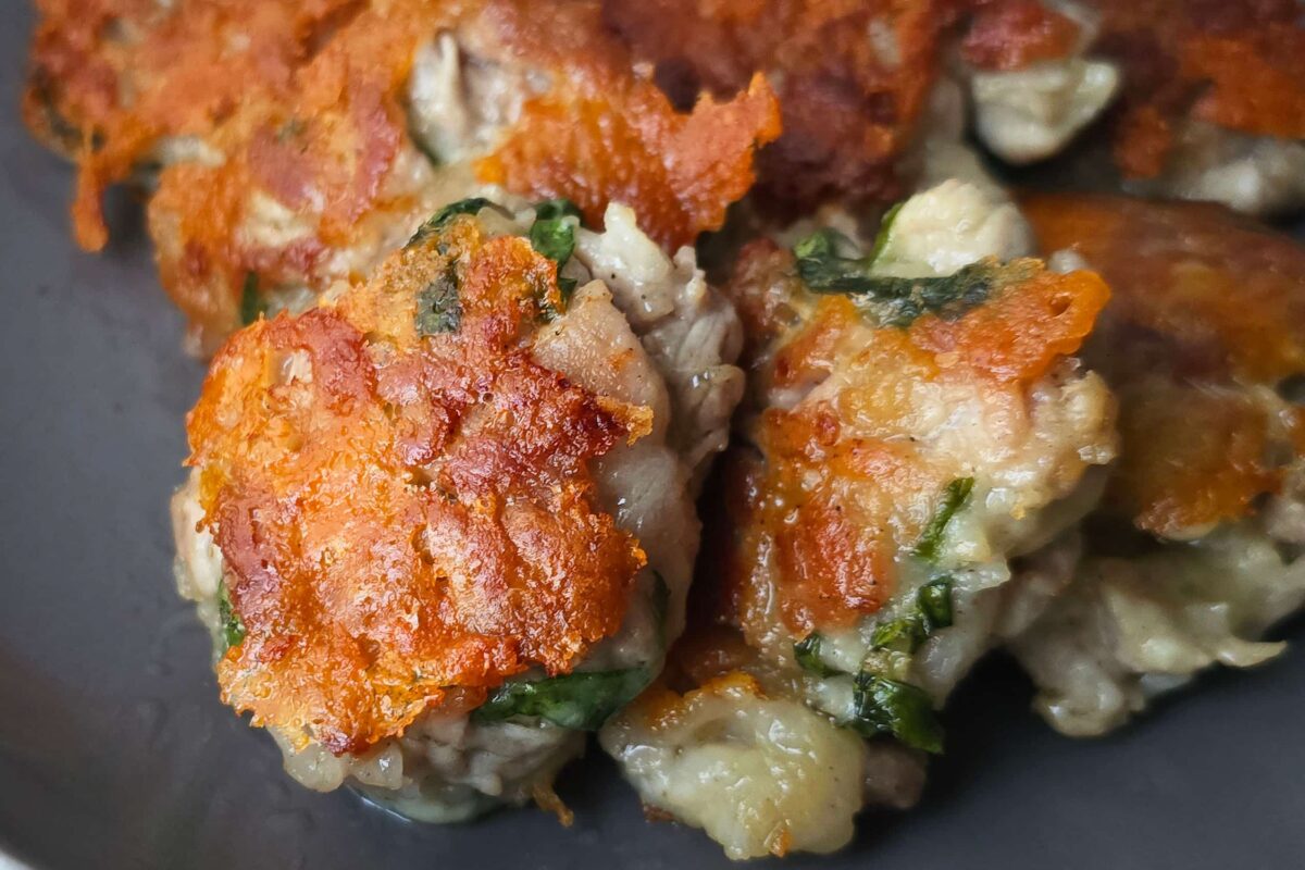 カリカリチーズの豚こまボール・完成