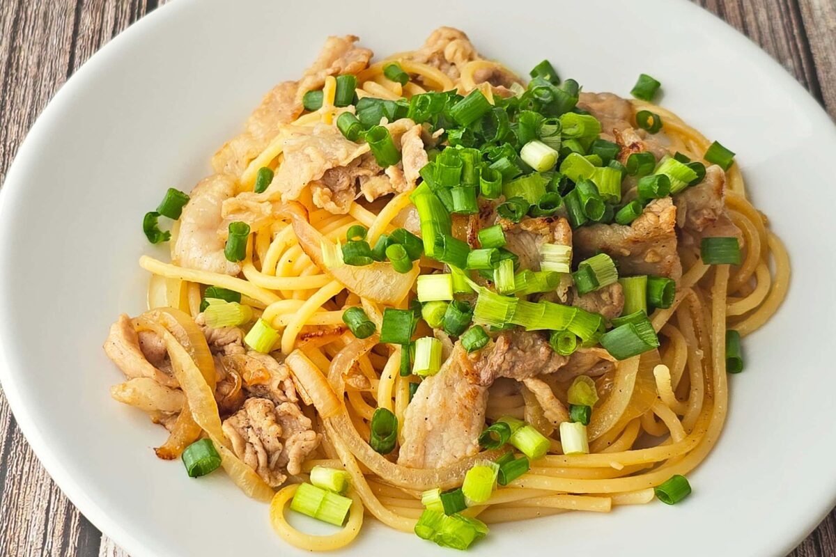 ねぎと豚のスタミナパスタ