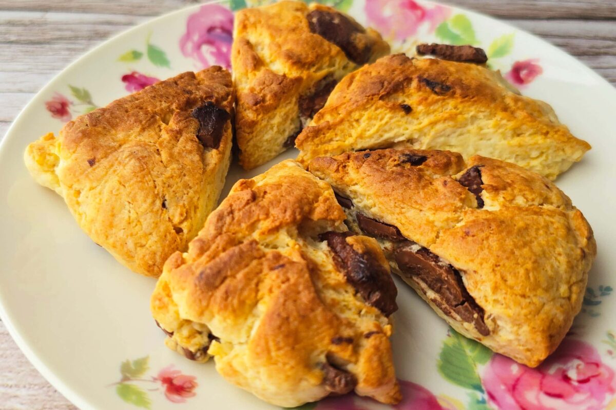 チョコチャンクスコーン