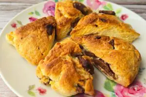 カフェの「チョコチャンクスコーン」を自宅で再現　コウケンテツ氏レシピが感動のウマさ