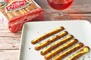 ギンビス「アスパラガスビスケット」を焼くと絶品おつまみに　やみつき公式レシピ