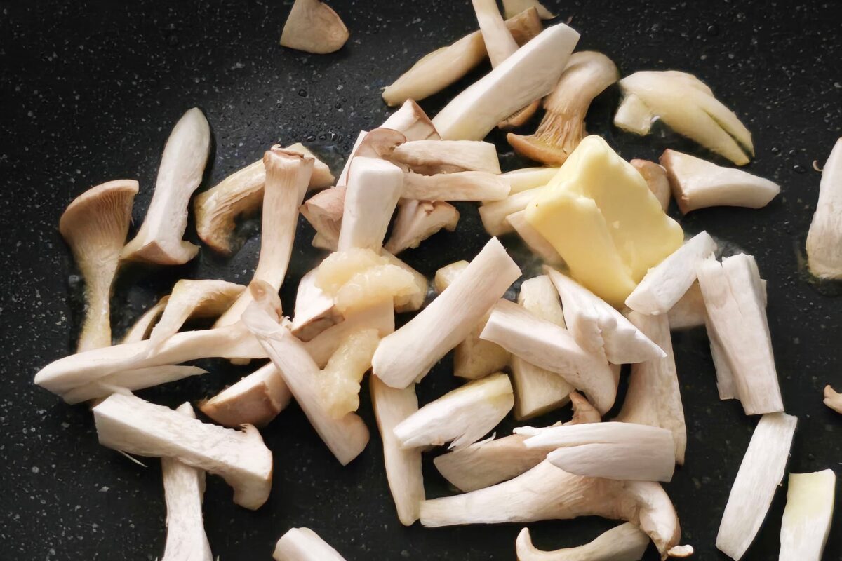 濃厚きのこクリームパスタ・エリンギ