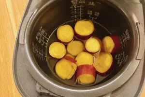 炊飯器を使った焼き芋作り、絶対NGな理由が話題に　タイガー魔法瓶は「調理機能使って」呼びかけ