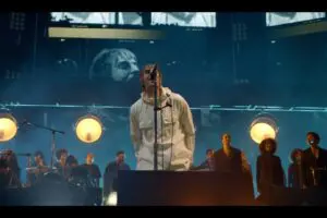 オアシスの名曲を含む圧巻のパフォーマンスも! リアム・ギャラガーのソロライブを映画館で堪能