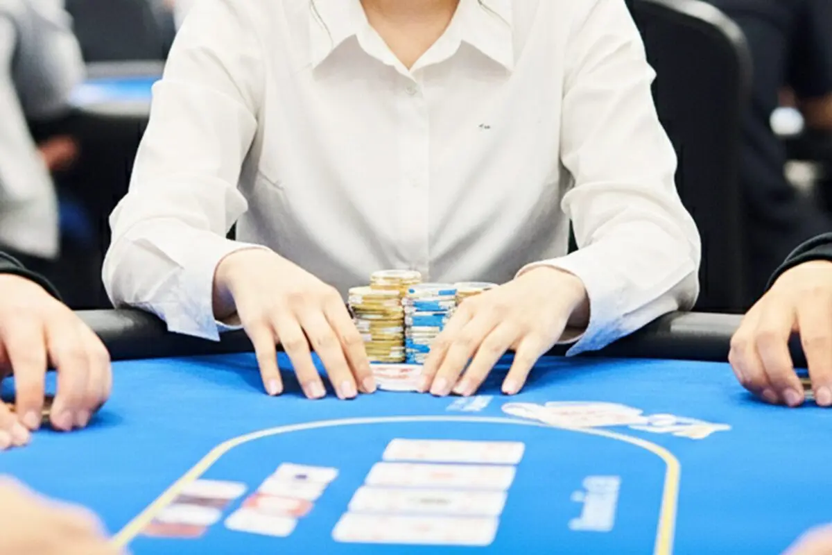 sirabee20251010poker1