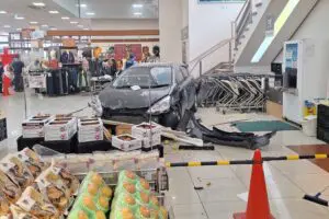 sirabee20251015caraccident4