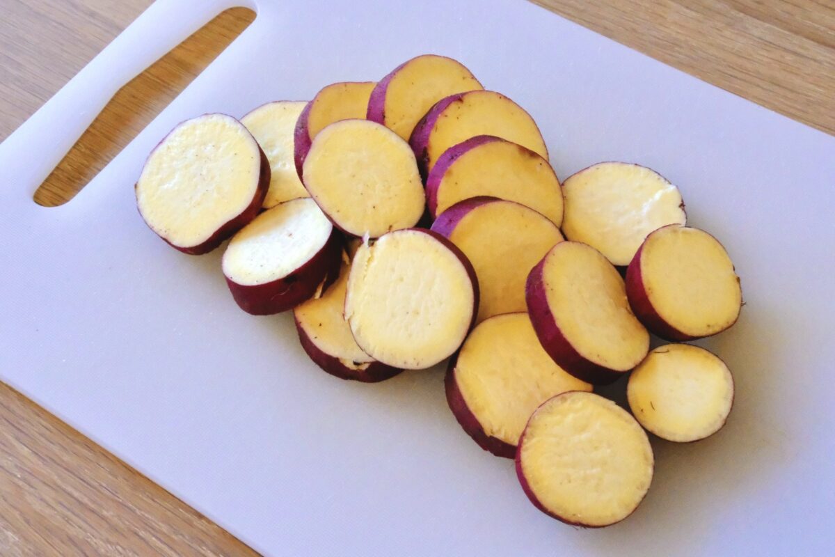 さつまいもと豚バラの炒め物