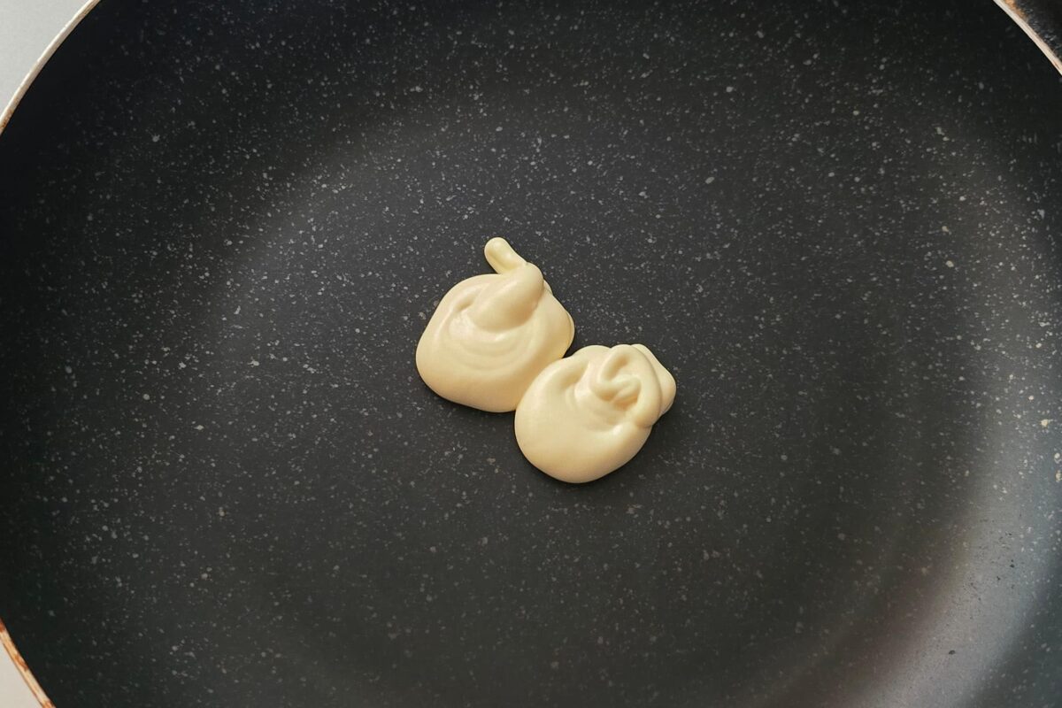 豚マヨキムチ焼きうどん・マヨネーズ