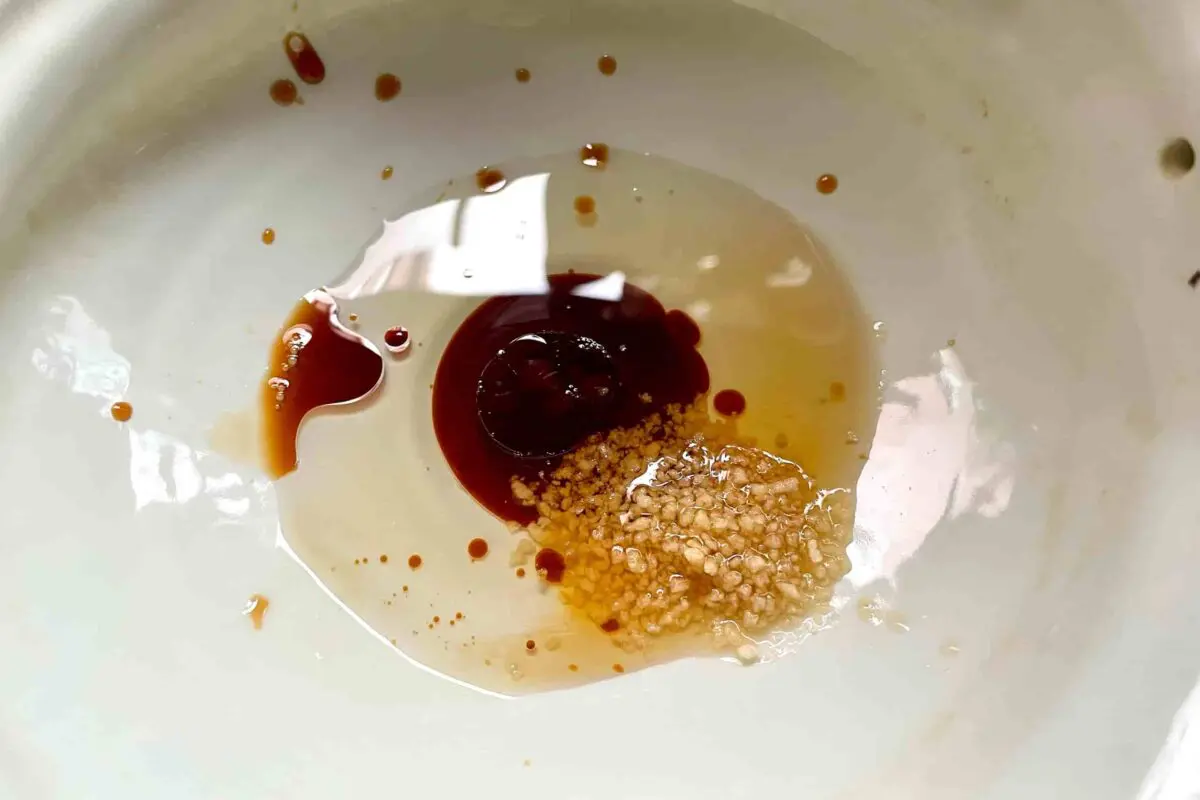 sirabee20251019udon1