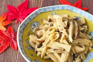 ごま油香る「きのこの中華マリネ」がレンチンで完成　かどや公式レシピが優秀すぎた
